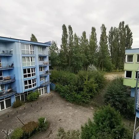 Rodzinne Przy Plazy Apartment *