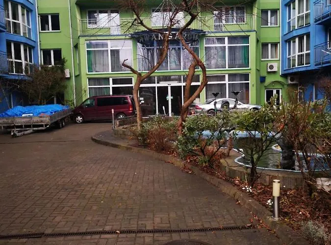 Rodzinne Przy Plazy Apartment *