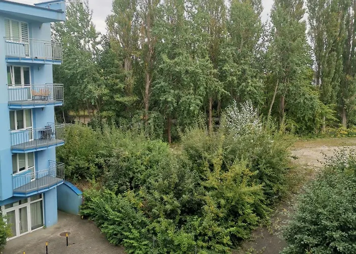 Rodzinne Przy Plazy *