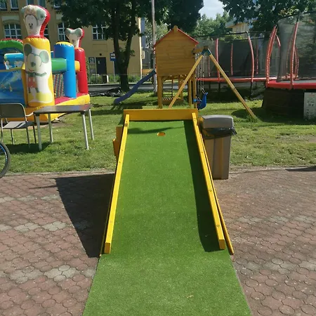 Lägenhet Rodzinne Przy Plazy *