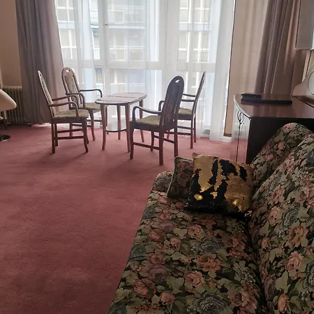 Rodzinne Przy Plazy Apartmán *